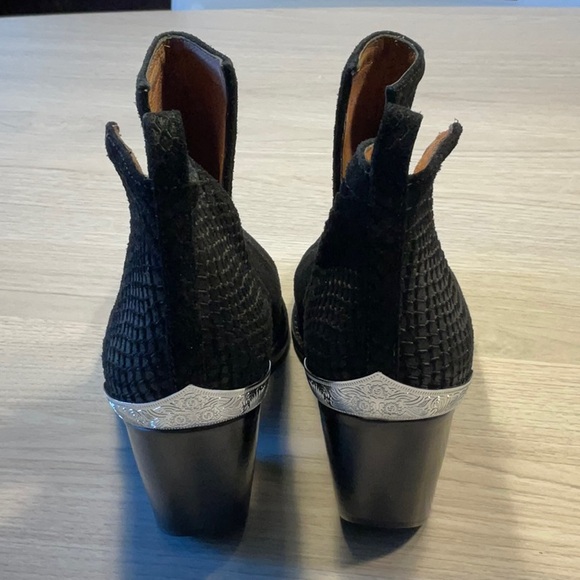 Jeffrey Campbell Cromwell Western Black Suede Snakeskin Leather Booties-Size 7.5 - Picture 4 of 16